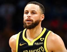 HTH- 库里连续11场30+ 