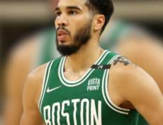 华体会-关于塔图姆在独行侠比赛中问鼎冠军，关键助攻引发热议！的信息